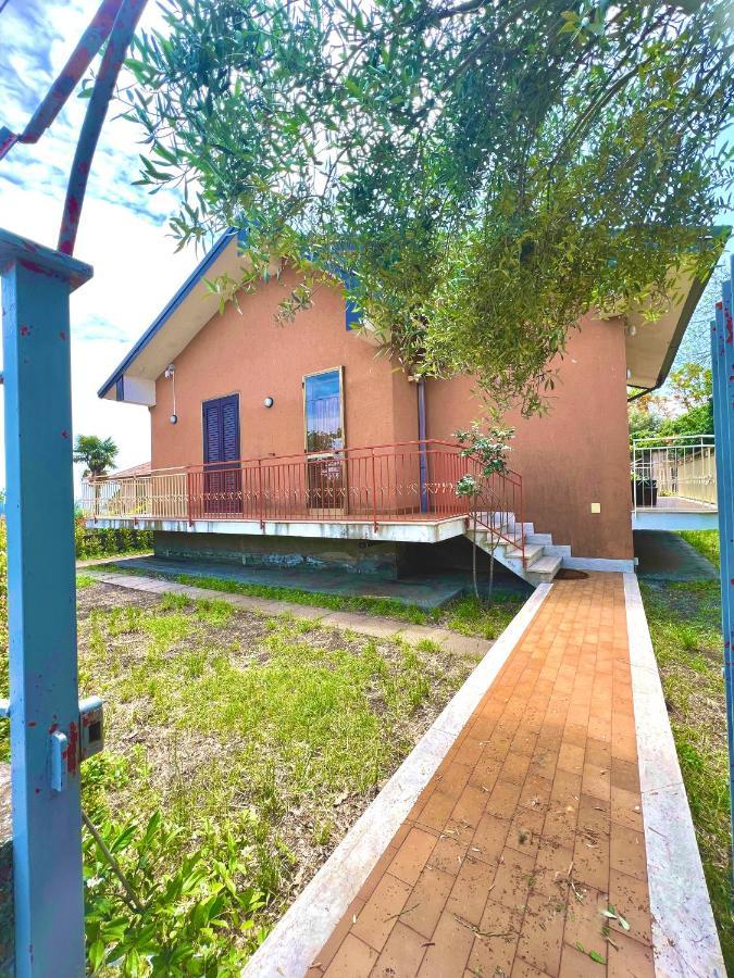 Casa Vacanze "Sautufao" Santa Venerina Exterior foto